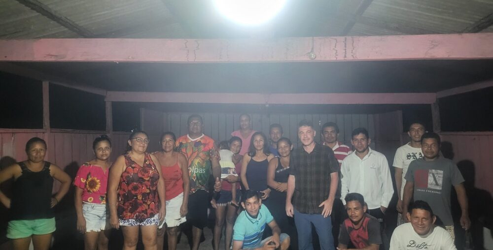 Ações que promovem geração de renda, capacitação e preservação do território.